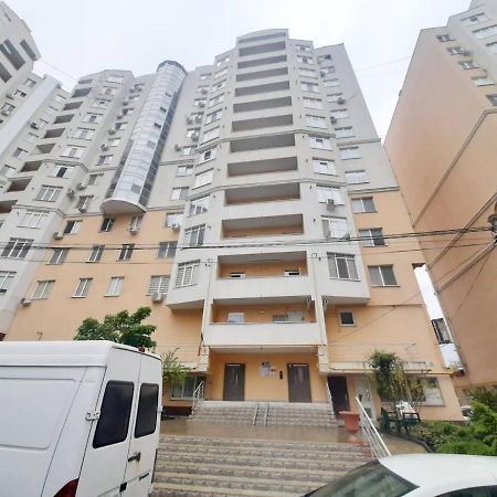 Bright Central Apartment Chisináu Exterior foto